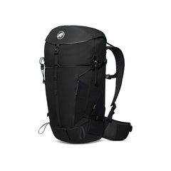 Mammut Lithium 30 detachable hip belt for adjustable comfort on long hikes.