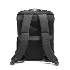 Maverick & Co Forte Light Backpack Black side pocket for quick access