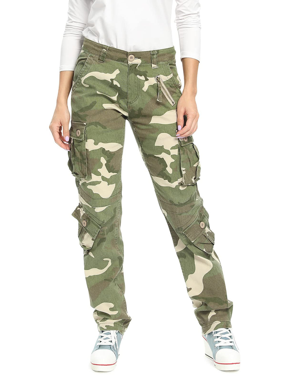 Mesinsefra women's cargo pants camo front pocket detail for secure small-item storage