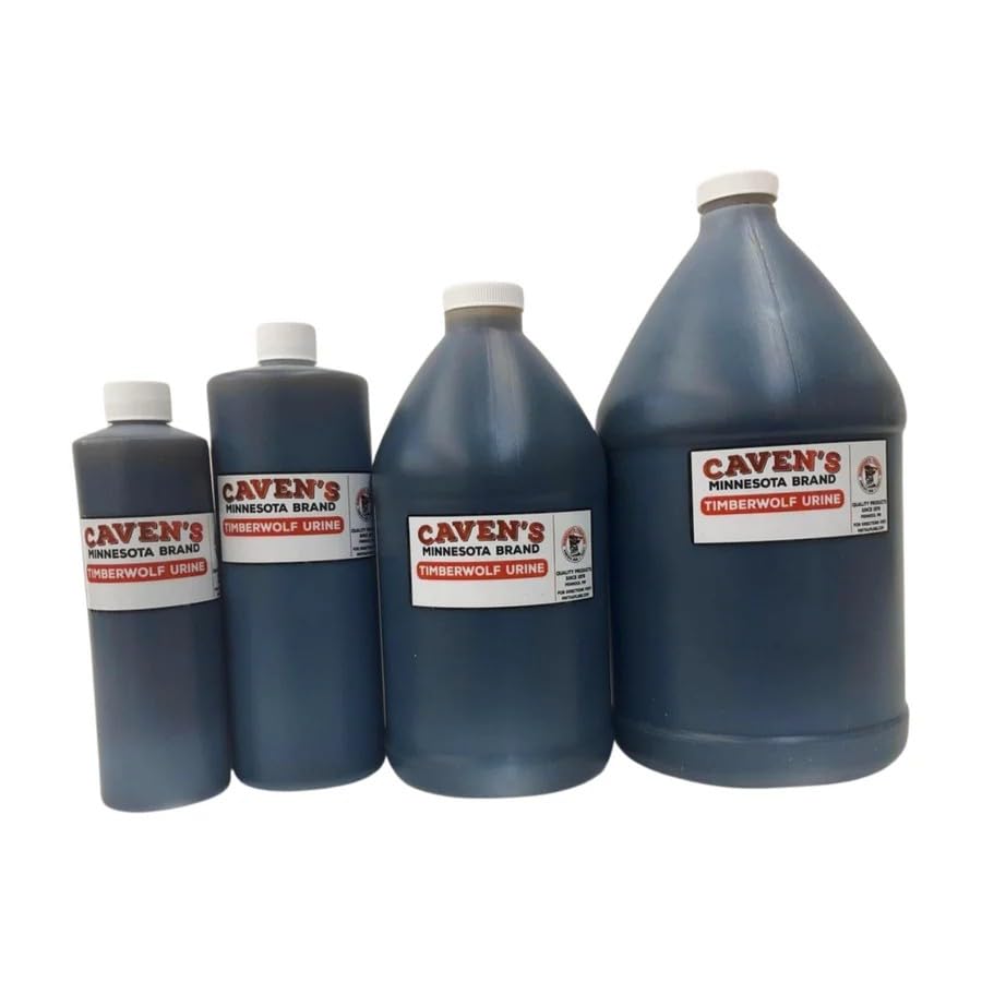 Minnesota Brand Timberwolf Urine pint bottle with a natural trailing scent for trapping