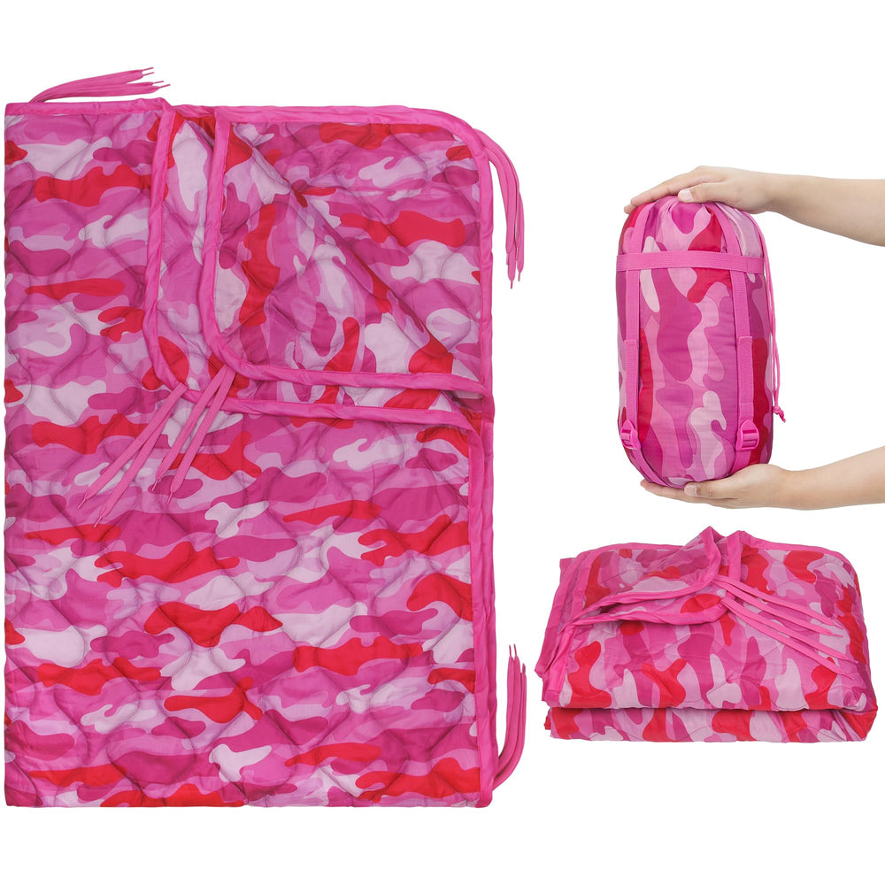 Mirzoyan Woobie blanket pink zipper close-up, reveals sturdy stitching for all-season comfort