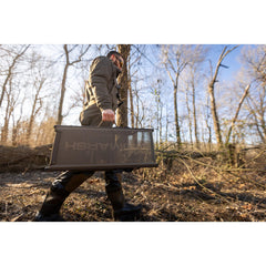 Momarsh breathable quick-dry mesh seat promotes comfort during long hunts.
