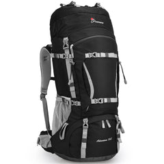 MOUNTAINTOP 70L adjustable shoulder straps ensure a secure, personalized fit.