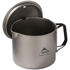 MSR Titan kettle snug-fit lid with tab stays clean during cooking.