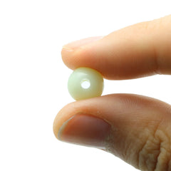Green luminous beads used on baits and lines