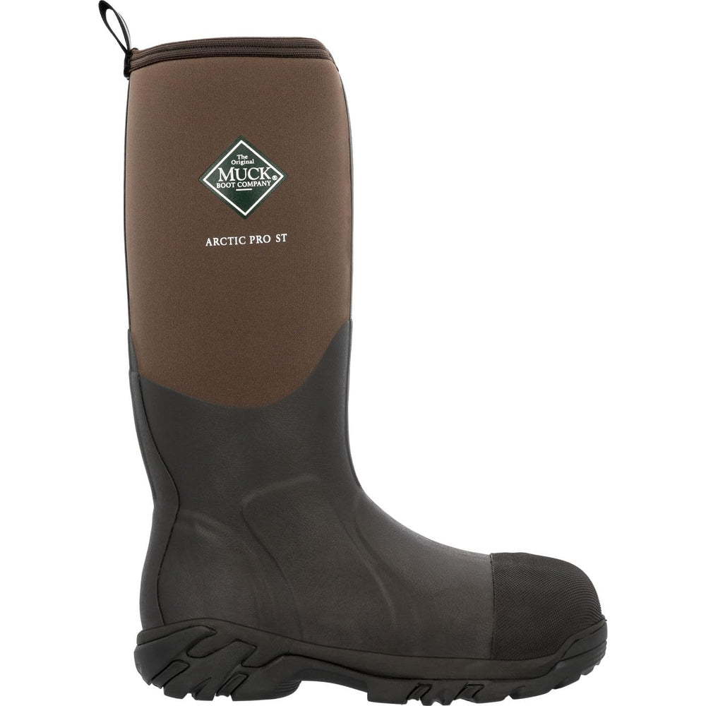MUCK Arctic Pro boot upper in brown provides dry protection in cold conditions