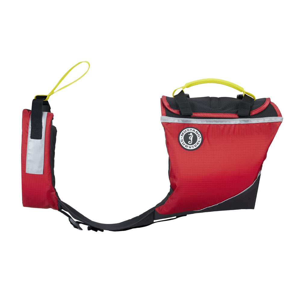 Musta ng Survival Underdog foam dog PFD with reinforced belly strap for rugged adventures.