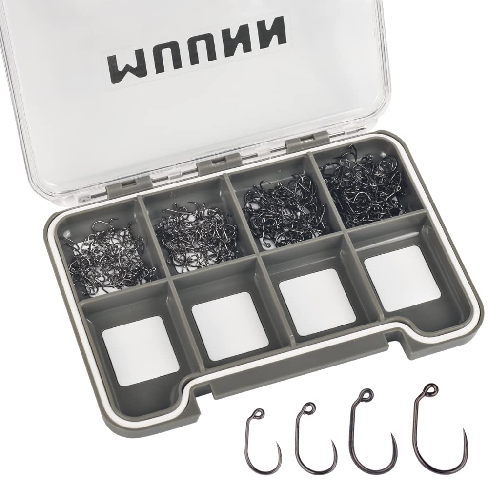MUUNN 400Pcs barbless fly hooks in a box for quick on-water prep.