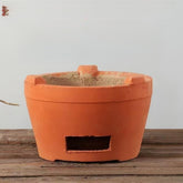 Mwpqbd Chaozhou red clay stove exterior design highlights durable craftsmanship and cultural charm.
