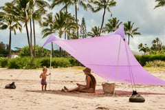 Neso Grande cooler pocket keeps drinks handy for family beach days.