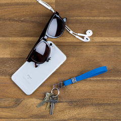 Nite Ize Cinch-A-Lot Blue with S-Biner MicroLock for secure key attachment.