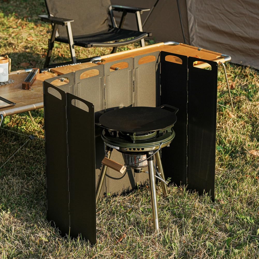 OLG Camp Stove Windscreen front view highlights wind protection for stable outdoor cooking.
