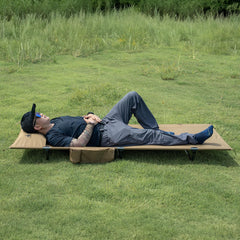 ONETIGRIS SUPRAGRIS cot fabric shows dirt, water, and scratch resistance for rugged use