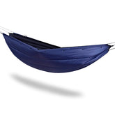 Onewind hammock underquilt Sorona insulation closeup shows lightweight warmth for cold nights.