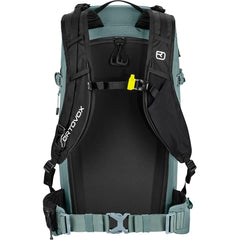 Ortovox Switchback 32L with top panel access, easy reach of gear on the trail.