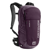 Ortovox Traverse 18L main compartment entry for quick access on climbs
