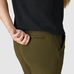 Outdoor Research Ferrosi Transit Pants waist area and pockets offer security.