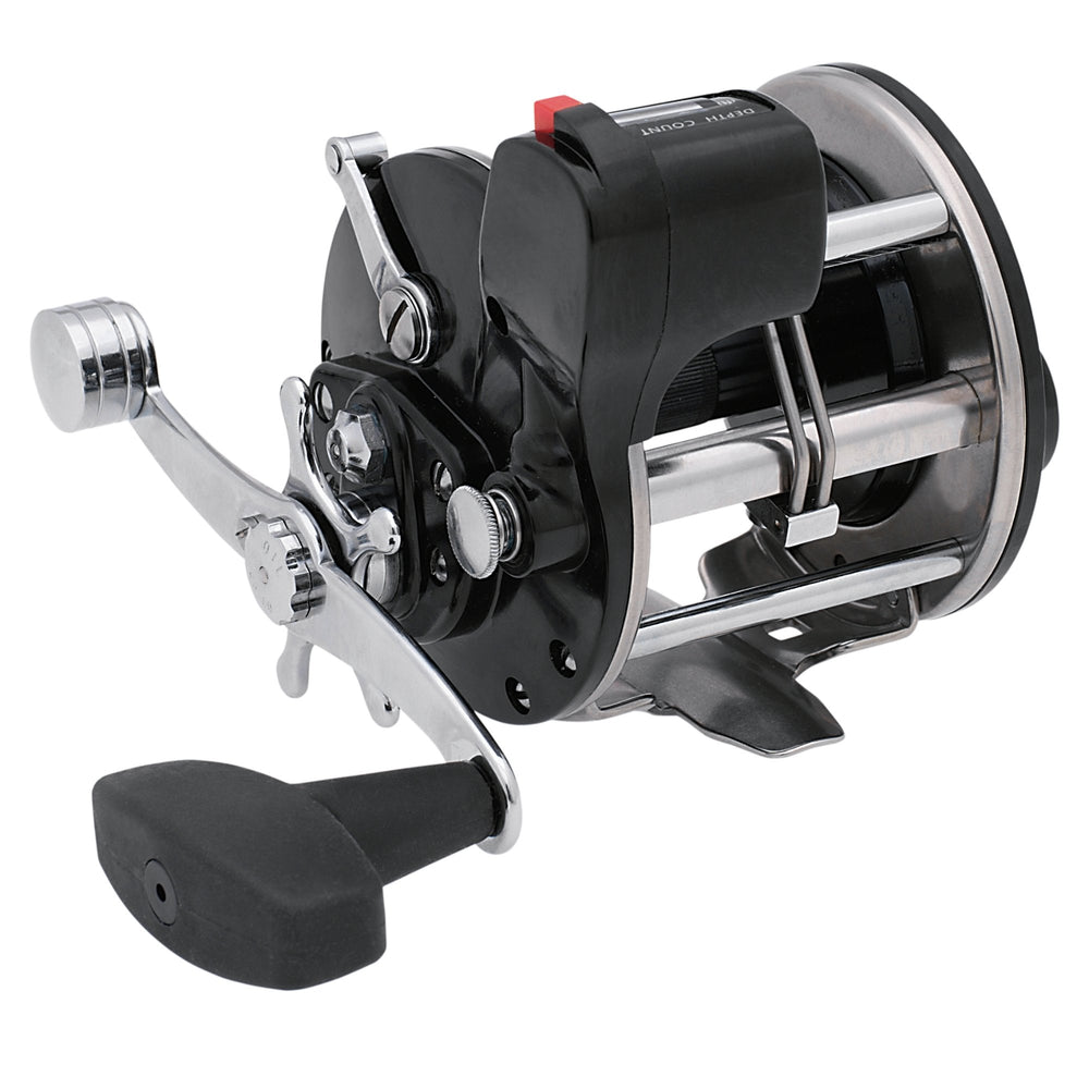 Penn 209LC general purpose level wind spool enables smooth line control for saltwater and freshwater fishing