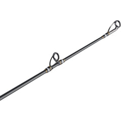 PENN Carnage III rubber shrink-wrapped handle offers a firm grip