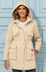 PESION inner pocket detail demonstrates safe storage for valuables.