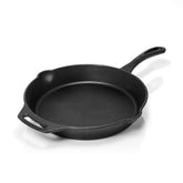 Petromax 12-inch cast iron fire skillet close-up showing even heat distribution for braising