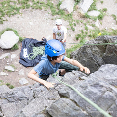 PETZL MAMBO rope ClimbReady Coil helps avoid initial uncoiling mistakes.