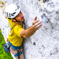PETZL Power Crunch Chalk reduces dust for indoor gym use