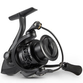 Piscifun Carbon X spinning reel front view with carbon fiber frame