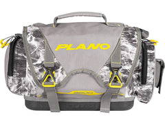 Plano B-Series 3600 Mossy Oak Manta side view highlighting capacity and pockets