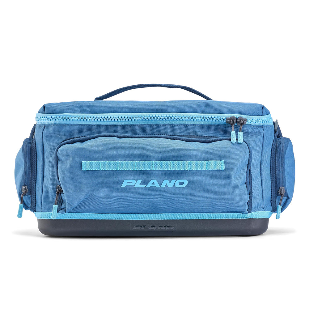 Plano Weekend Series tackle bag with molded waterproof base