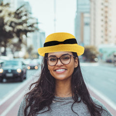 PRETYZOOM lightweight breathable straw hat with bowknot design