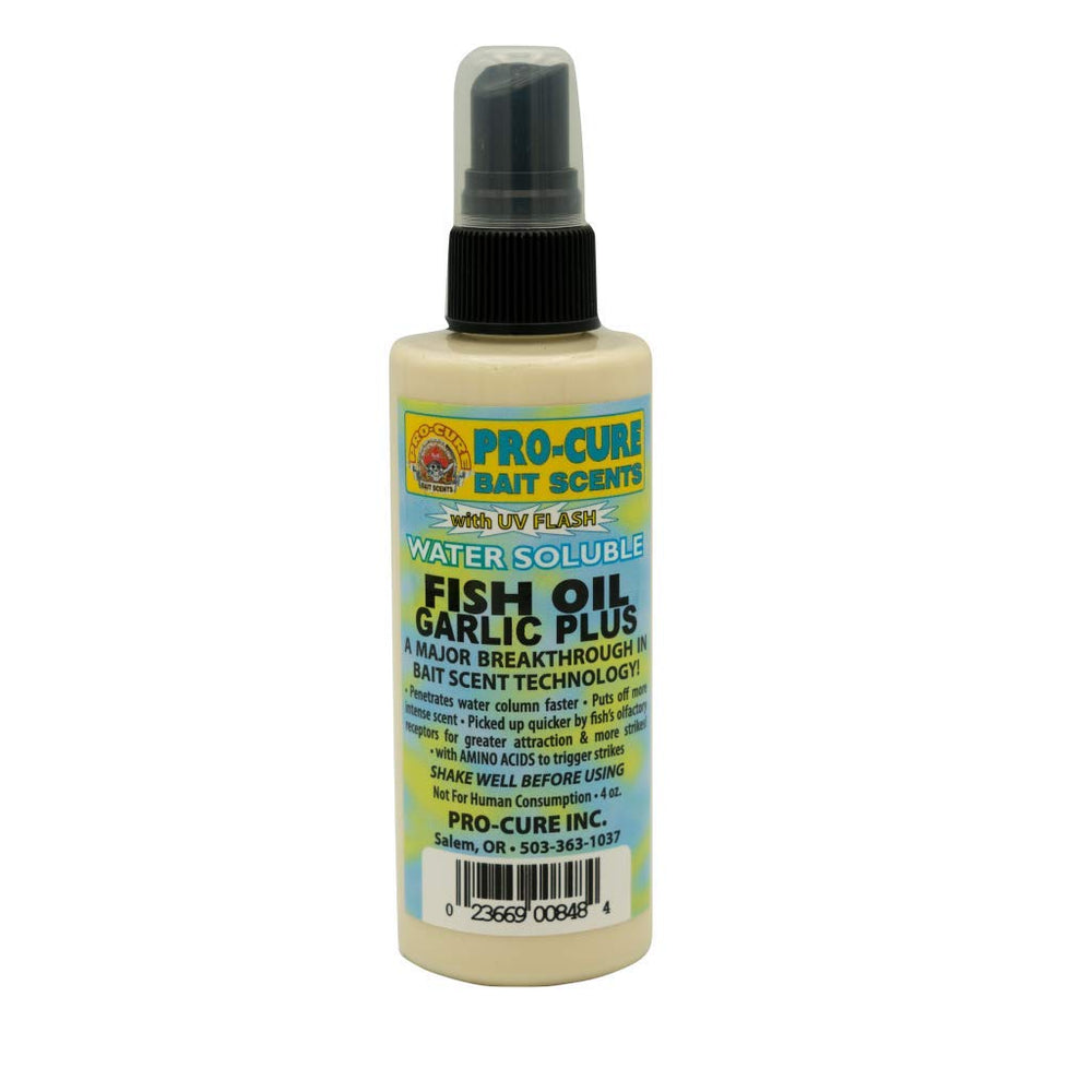 Pro-Cure Garlic Plus Water Soluble Fish Oil bottle pour boosts scent for baits