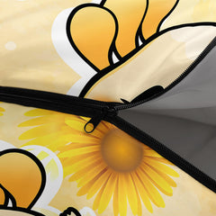 QOOMO 190t pongee lining image emphasizes soft interior against skin.
