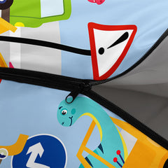 QOOMO sleeping bag foot zipper detail enabling airflow control through changing seasons