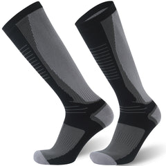 RANDY SUN waterproof socks in knee-high position show merino warmth for outdoor hiking