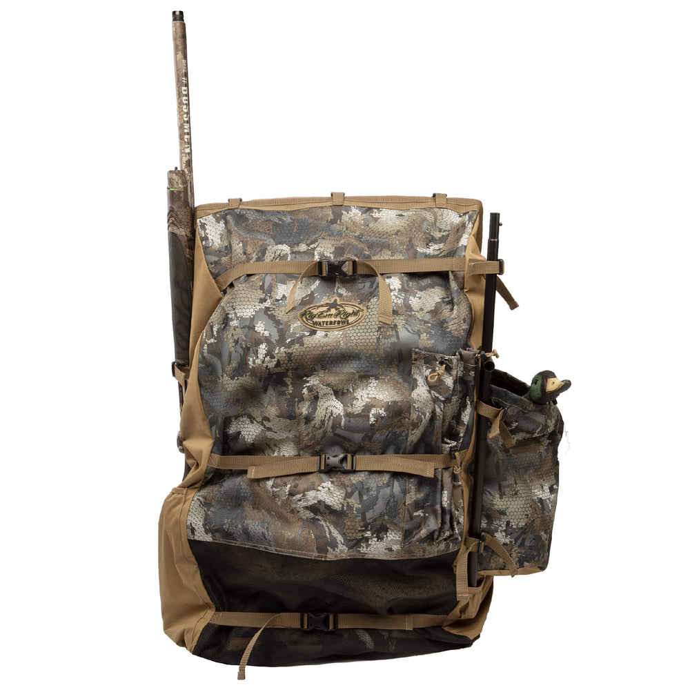 Rig Em Right Waterfowl Refuge Runner backpack front view highlighting ergonomic backrest for all-day hunts.