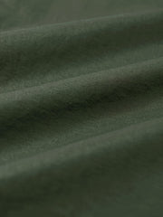 ROAMUNCH sleeveless design supports unrestricted arm movement during outdoor tasks.