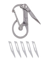 RovyVon U4 titanium carabiner body offers lightweight strength for quick attachment.