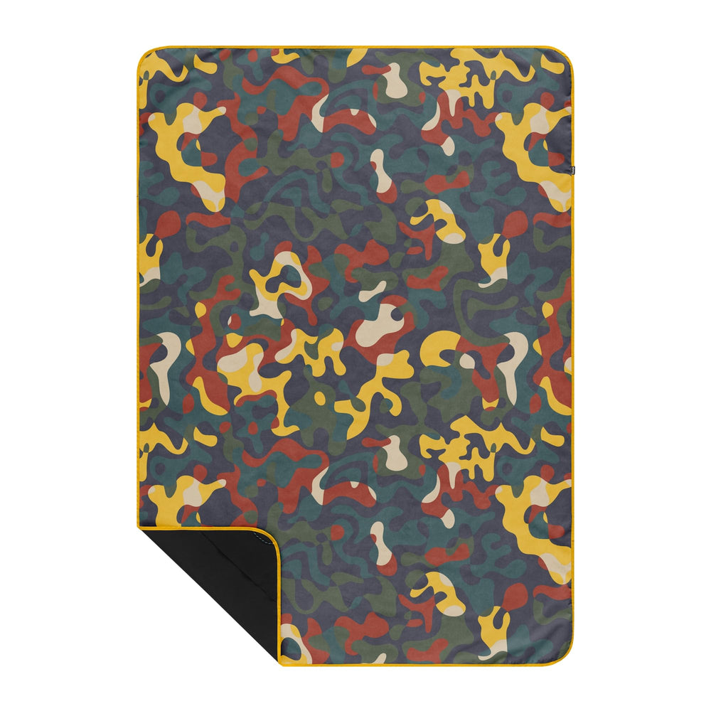 Rumpl Everywhere Mat top surface in microsuede is soft and dirt resistant for easy cleanup.