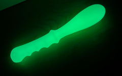 Close-up of ridged handles on the SE Thumper Bat for firm handling.