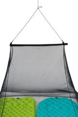 Sea to Summit Pyramid Net Shelter Double color-coded corners aid setup.