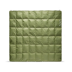 Sea to Summit Tanami Down Camping Comforter in queen size delivers cozy camping warmth.