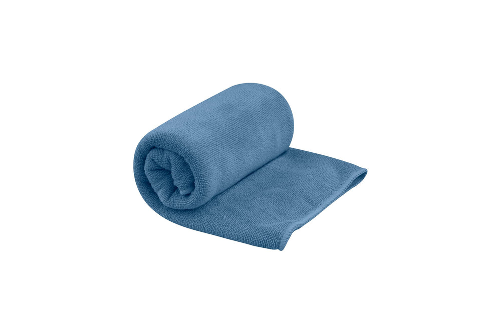 Sea to Summit Tek Towel plush fabric closeup for cozy camp comfort