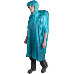 Sea to Summit poncho side snaps enable rain protection when worn as raincoat.