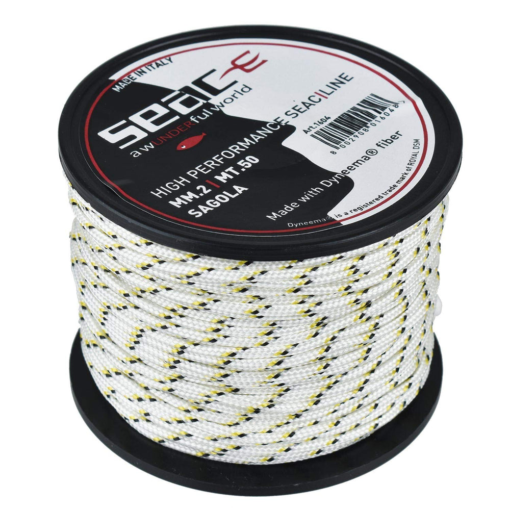 SEAC Dyneema spearfishing line on a 50m reel, high strength and abrasion resistance for dives.
