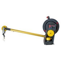 Seahorse Manual Downrigger System showing cable and depth-meter for precise trolling depth.