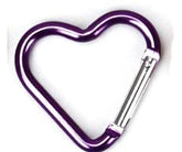 SEIWEI heartshape purple carabiner front view for easy everyday carry