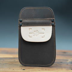 Shatterproof Archery pocket quiver leather detail stitching shows durability.