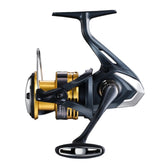 SHIMANO Sahara 22 C3000 front view highlights lightweight handling and easy casting.
