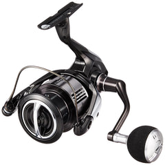 Shimano C5000XG spool close-up demonstrates ample line capacity for multiple lines